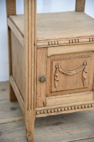 アンティーク　大理石　ベッドサイドテーブル　剥離　フレンチ