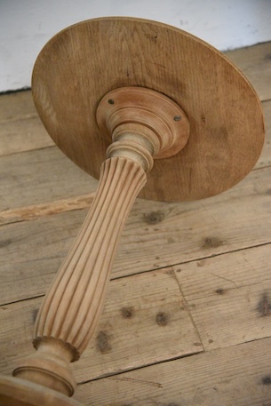 アンティーク　ラウンド　サイドテーブル　花台　フラワースタンド　剥離　フレンチ