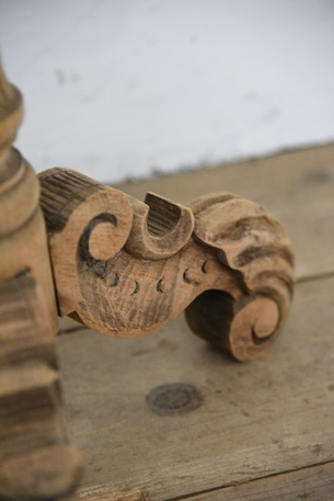 アンティーク　ワインテーブル　剥離　フレンチ　サイドテーブル　ラウンドテーブル