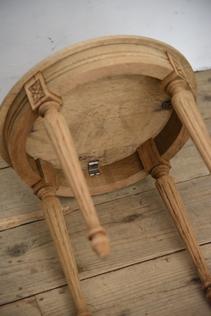 アンティーク　ラウンド　サイドテーブル　コーヒーテーブル　剥離　フレンチ