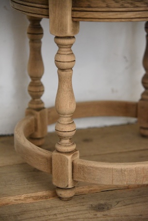 アンティーク　ラウンド　コーヒーテーブル　サイドテーブル　剥離　フレンチ