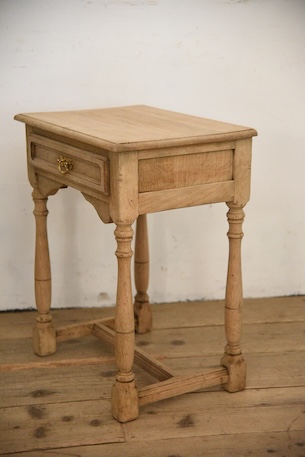 アンティーク　ドロワー　サイドテーブル　剥離　フレンチ