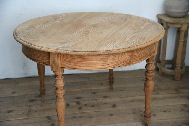 アンティーク　ラウンド　ダイニングテーブル　剥離　フレンチ