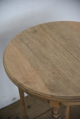 アンティーク　ラウンド　サイドテーブル　剥離　１