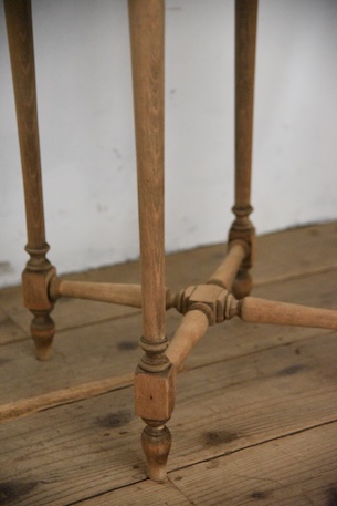 アンティーク　ラウンド　サイドテーブル　剥離　１