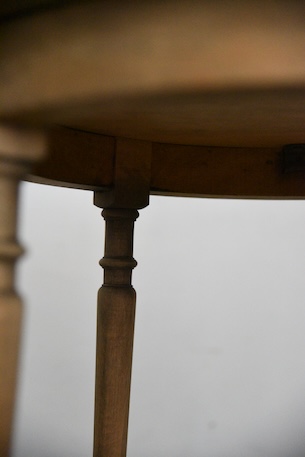 アンティーク　ラウンド　サイドテーブル　剥離　１