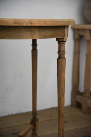 アンティーク　ラウンド　サイドテーブル　剥離　２