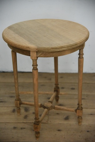 アンティーク　ラウンド　サイドテーブル　剥離　２