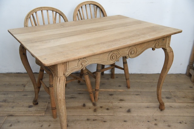 アンティーク　ダイニングテーブル　猫脚　フレンチ　剥離