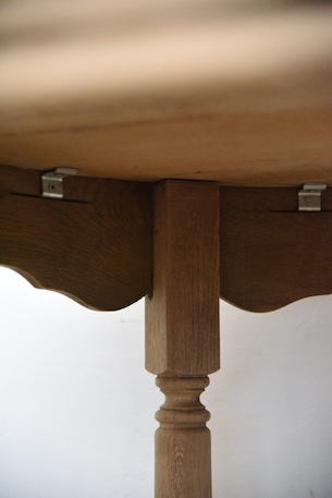 アンティーク　ラウンド　テーブル　サイドテーブル　剥離　フレンチ