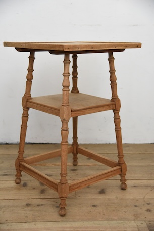 アンティーク　サイドテーブル　剥離　飾り台　ディスプレイ台　フレンチ