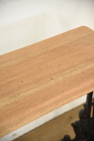 アンティーク　鉄脚　テーブル　サイドテーブル　カフェテーブル　フレンチ