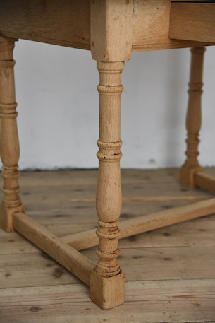 アンティーク　ドロワーテーブル　剥離　フレンチ　デスク