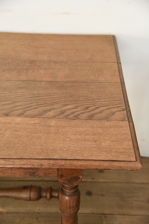 アンティーク　ダイニングテーブル　フレンチ　4人掛け　ディスプレイ