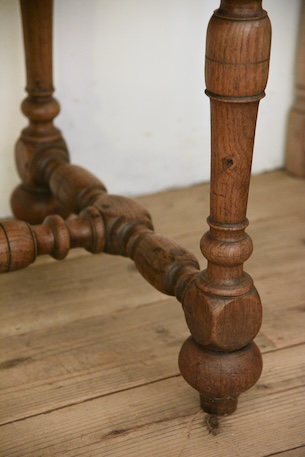 アンティーク　ダイニングテーブル　フレンチ　4人掛け　ディスプレイ