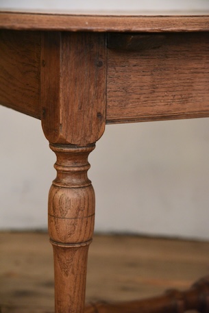 アンティーク　ダイニングテーブル　フレンチ　4人掛け　ディスプレイ