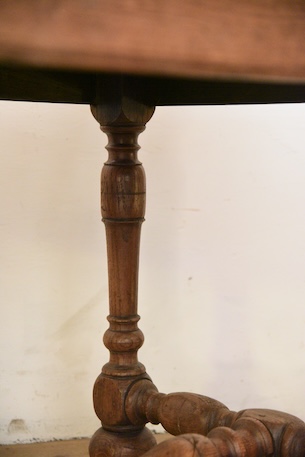 アンティーク　ダイニングテーブル　フレンチ　4人掛け　ディスプレイ