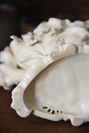 アンティーク　白陶器　フラワーベース