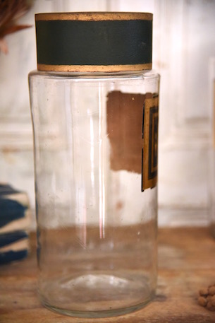 アンティーク　薬品ガラスボトル　缶蓋1