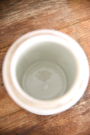 アンティーク　白　陶器　ラベル　薬品ボトル　2
