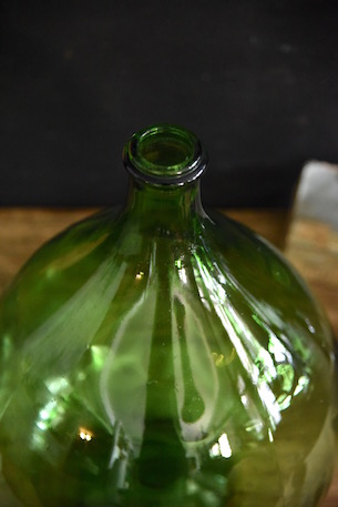 アンティーク　ワインボトル　ぽってり　緑