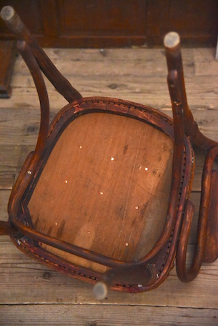 アンティーク　ベントウッドチェア　アームレスト付き　トーネット　THONET