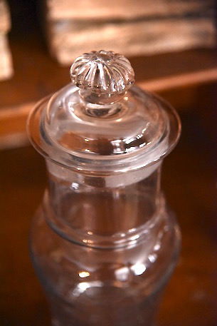 アンティーク　ガラスボトル　ガラス瓶　女性のようなボディ