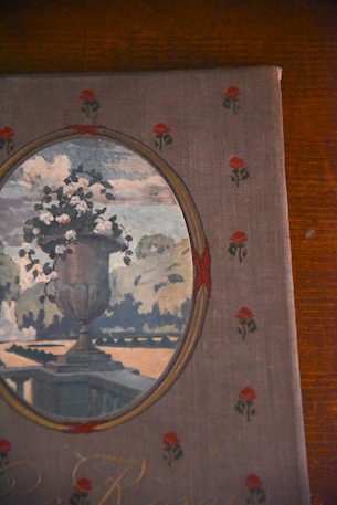 アンティーク　フランス絵本　LES ROSES DE TRIANON