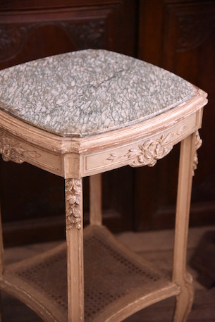 アンティーク　ペイント　ベッドサイドテーブル　大理石　フレンチ