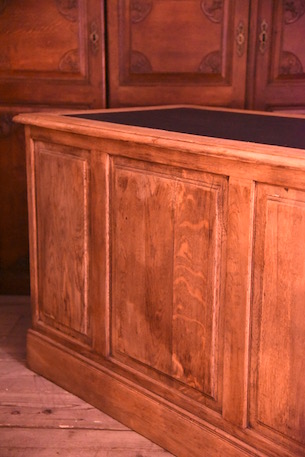 アンティーク　カウンター　デスク　フレンチ　店舗什器　無垢