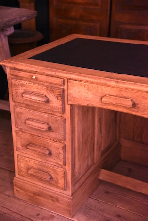 アンティーク　カウンター　デスク　フレンチ　店舗什器　無垢