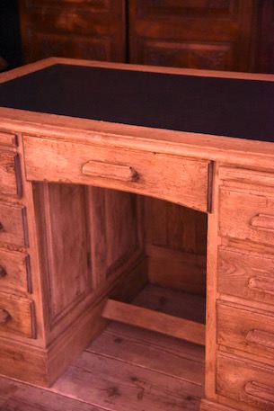 アンティーク　カウンター　デスク　フレンチ　店舗什器　無垢