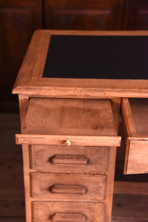 アンティーク　カウンター　デスク　フレンチ　店舗什器　無垢