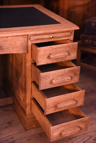 アンティーク　カウンター　デスク　フレンチ　店舗什器　無垢