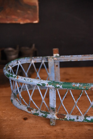 アンティーク　メタル　ペイント　ハンギング　プランターホルダー　フランス