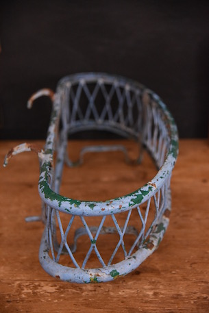 アンティーク　メタル　ペイント　ハンギング　プランターホルダー　フランス